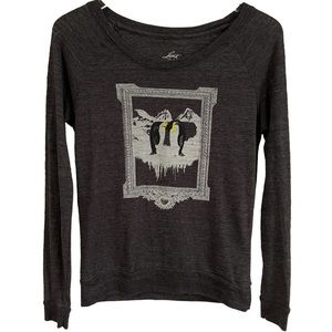 Vintage Levi’s Penguins Women's Long Sleeve Shirt Top Size Small